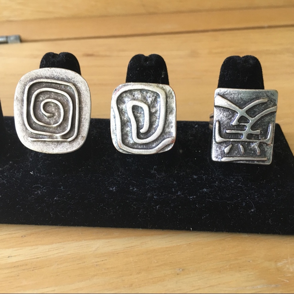 Lot of 3 unique artsy pewter rings ajustable